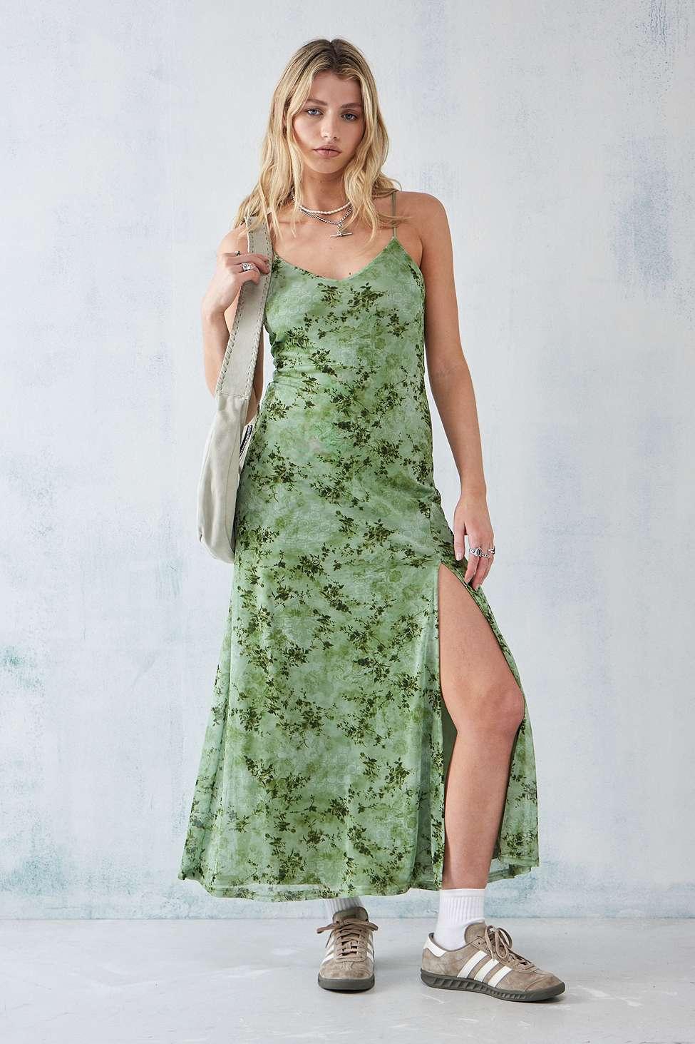 Urban Outfitters Uo - netzstoff-maxikleid mit blumen in Grün | Lyst DE