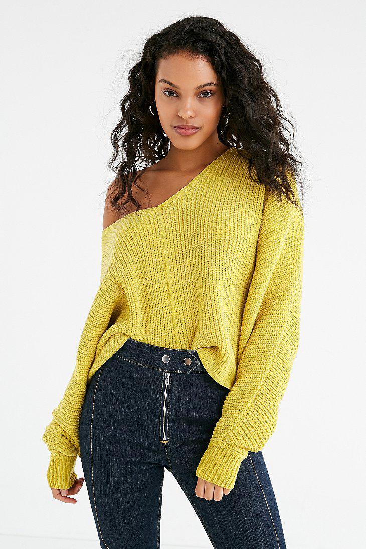 urban outfitters yellow sweater