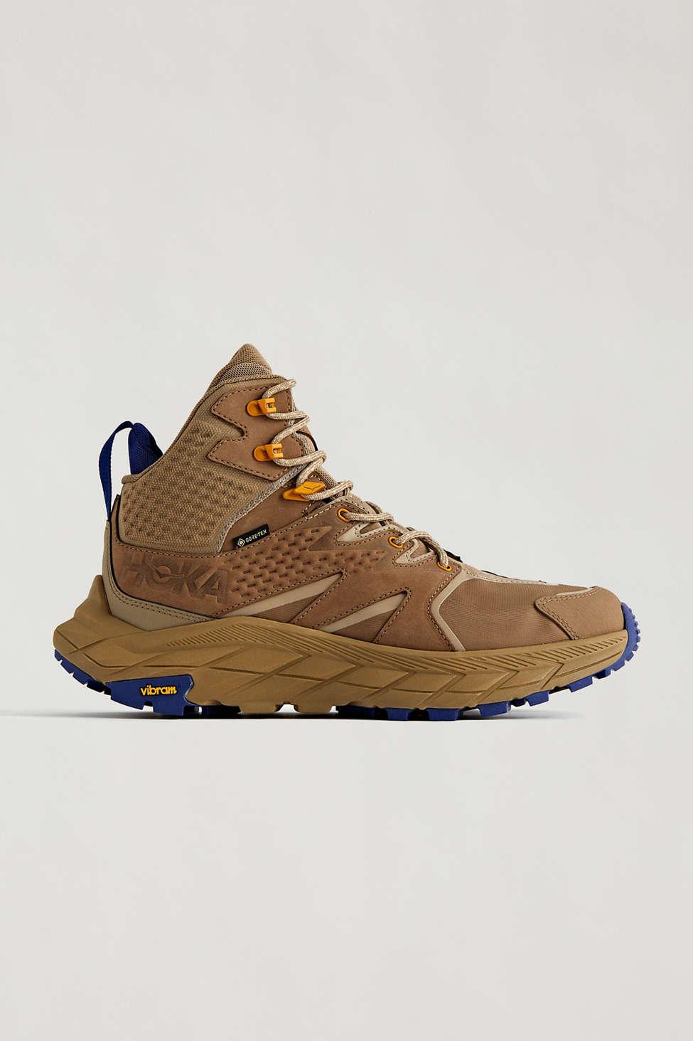hoka one one mid