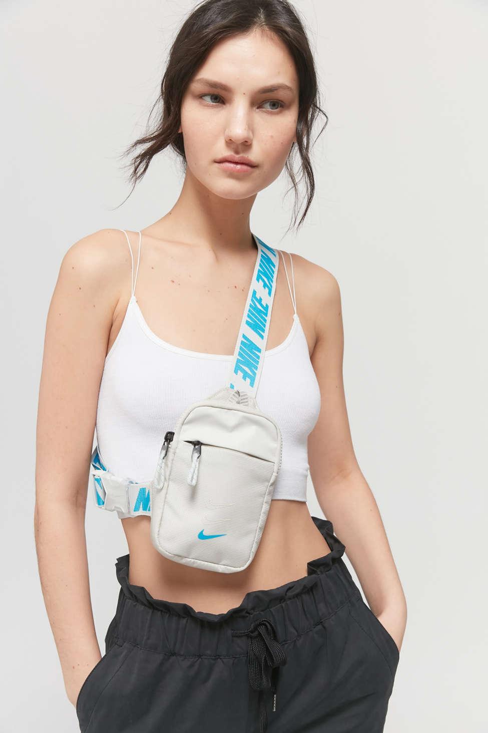 Nike Sportswear Essential Crossbody Bag in Blue | Lyst