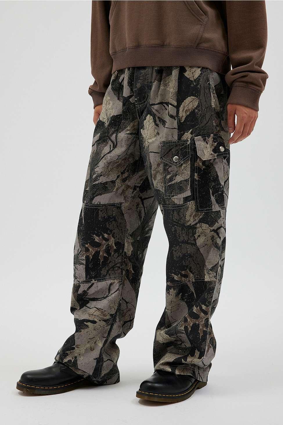 BDG Botanic Camo Print Cargo Pants in Black for Men Lyst UK