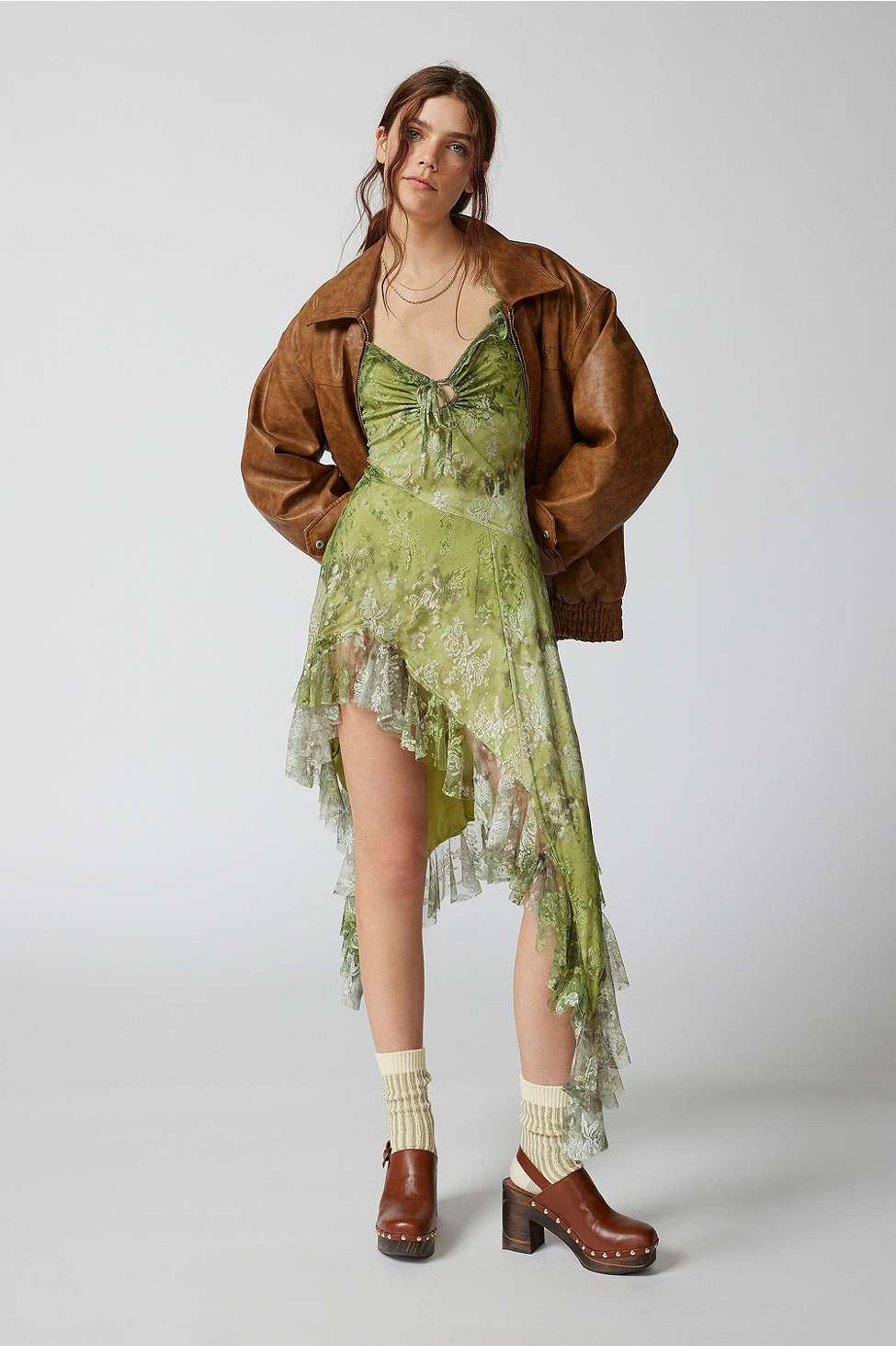 Urban Outfitters Uo Hyacinth Lace Spliced Midi Dress in Green | Lyst UK Urban Outfitters Uo Hyacinth Lace Spliced Midi Dress in Green | Lyst UK