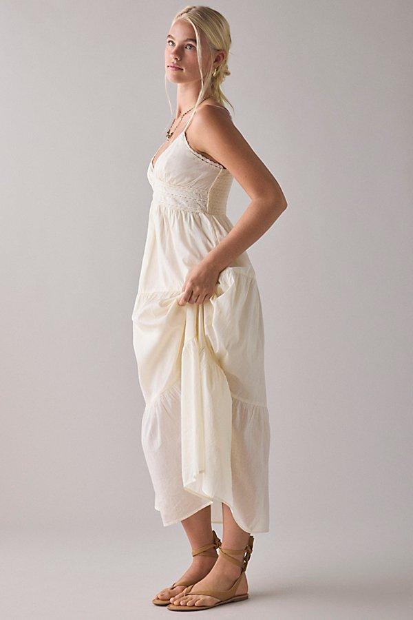 Kimchi Blue Serafina Lace Trim Tiered Babydoll Maxi Dress in Natural | Lyst