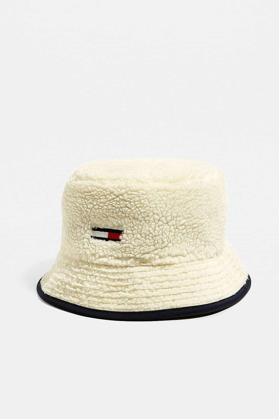 tommy hilfiger bucket hat urban outfitters