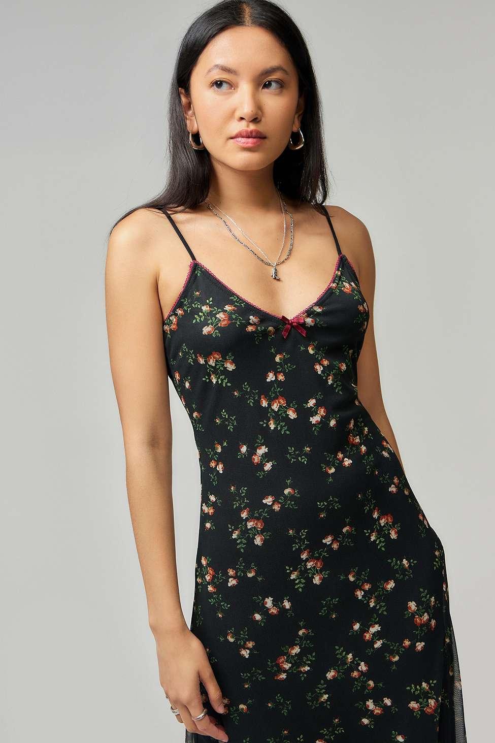 urban outfitters black floral mini dress Urban Outfitters Black White Floral Flutter Sleeve Deep V Tiered Mini Dress  Sz S main image 0