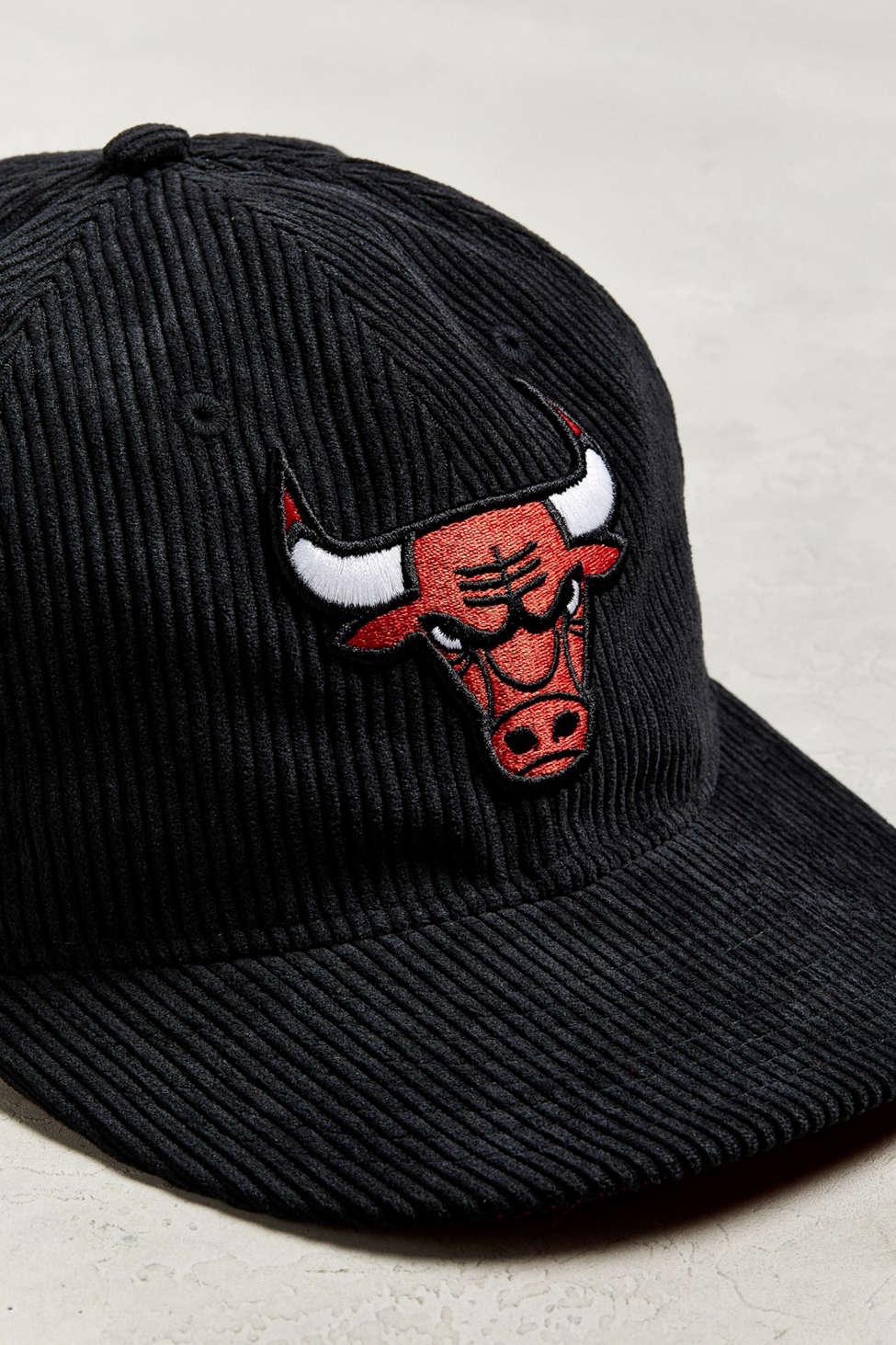 KTZ Chicago Bulls Retro Corduroy Snapback Hat in Black for Men | Lyst