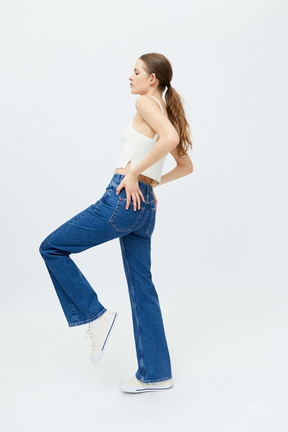 BDG '90s Mid-rise Bootcut Jean in Blue