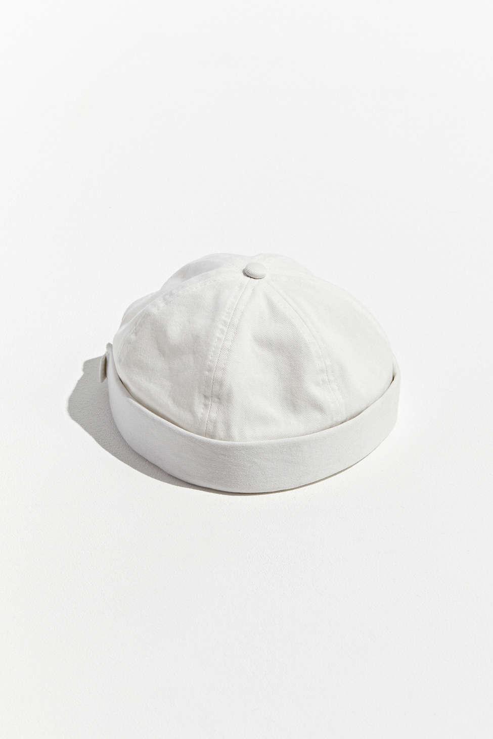 uo docker hat