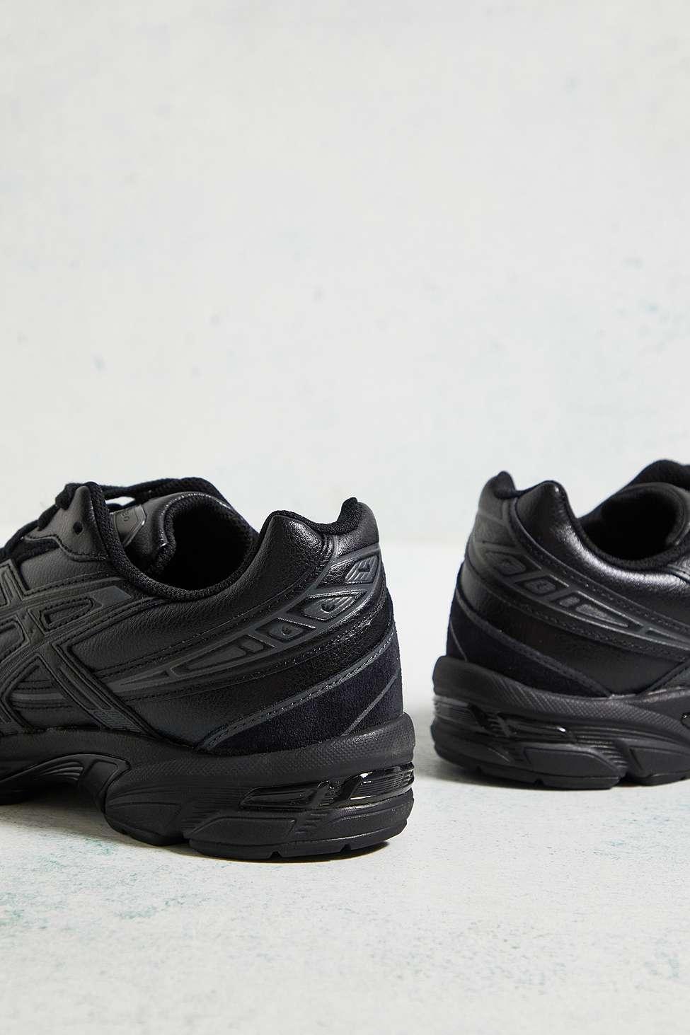 Asics gel hot sale movimentum black