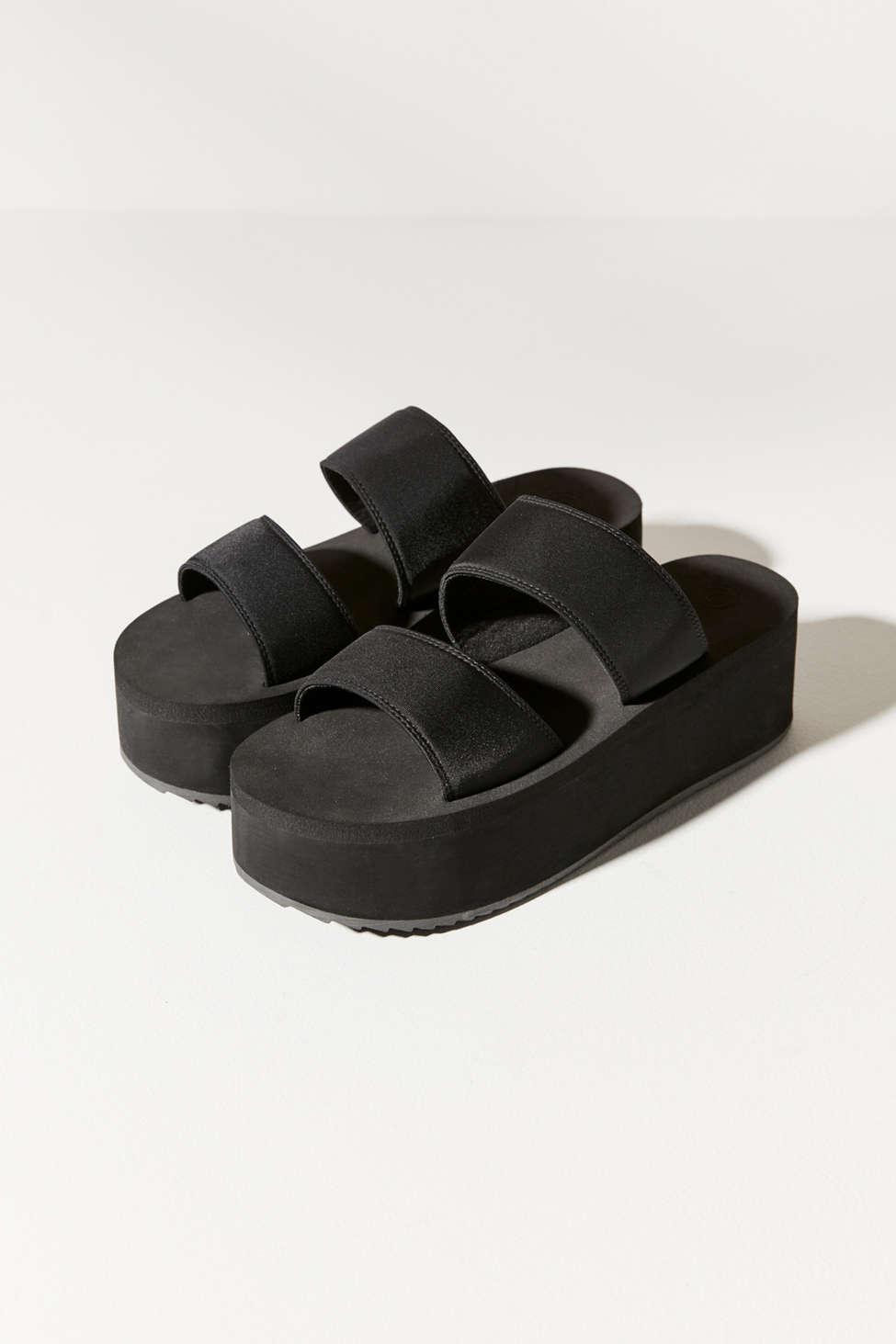 urban outfitters black platform sandals