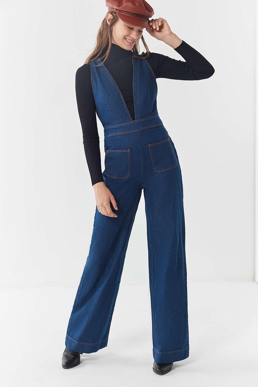 Urban Outfitters Uo Eleanor Plunging Denim Jumpsuit in Blue | Lyst