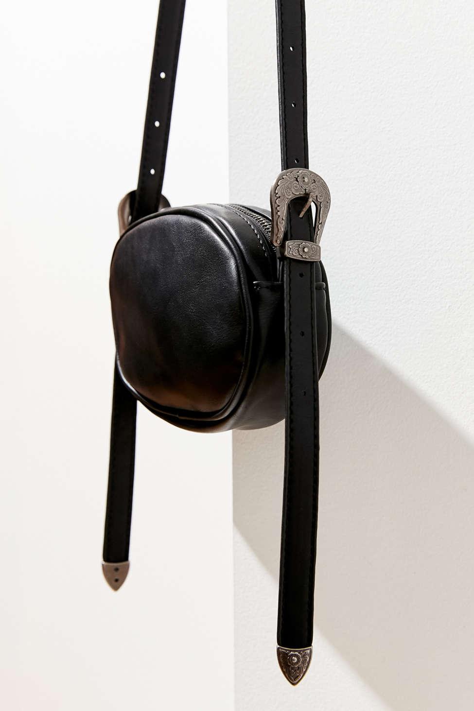 urban outfitters side bag