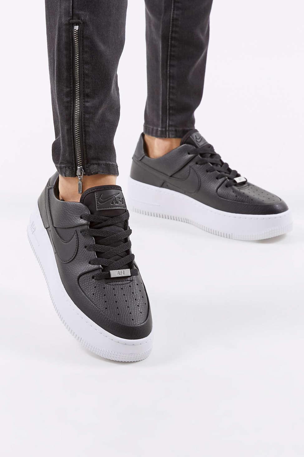 Nike Air Force 1 Sage Low Basketball Shoes in Black | Lyst Canada