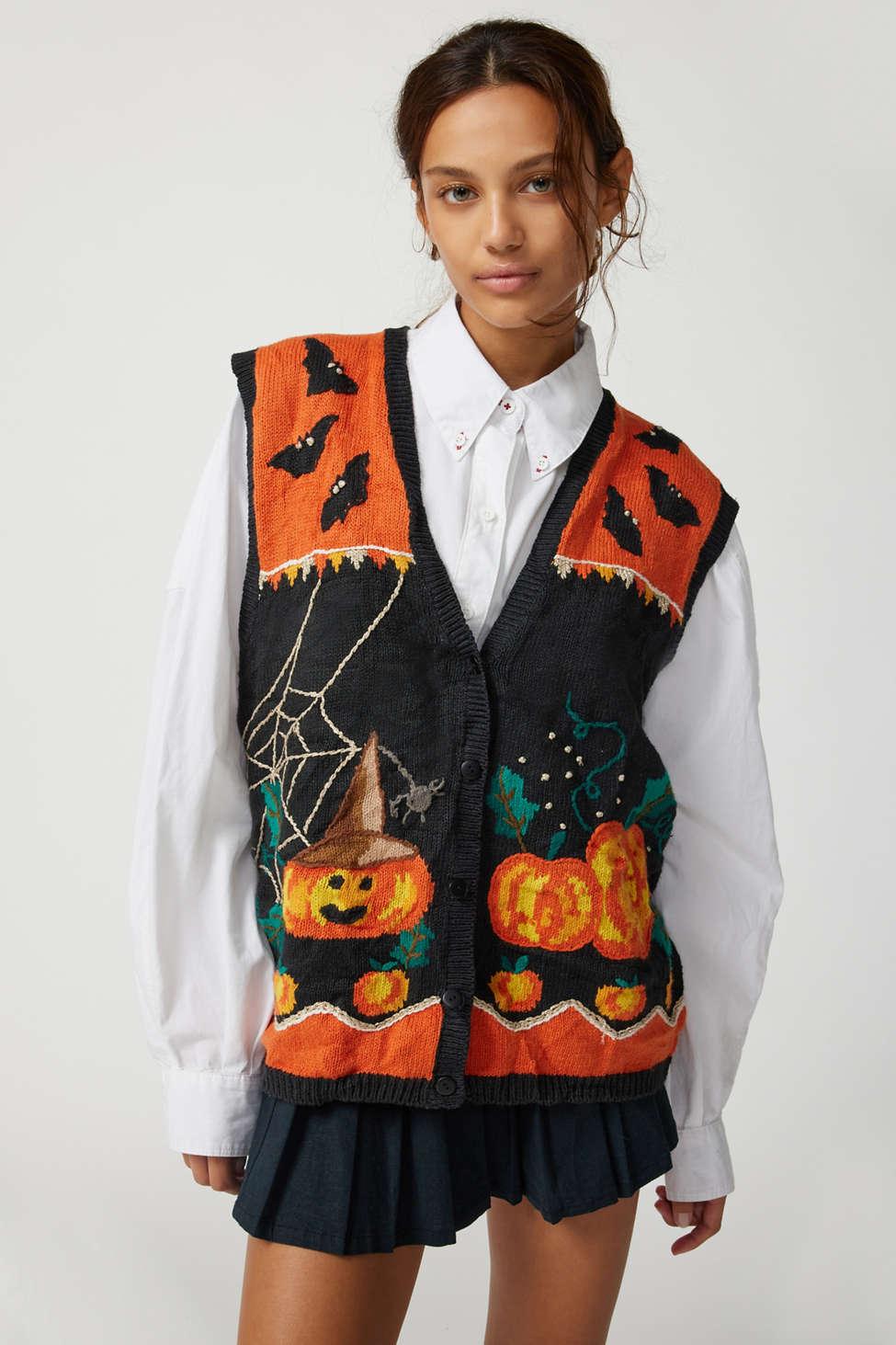 Urban Renewal Vintage Halloween Sweater Vest in Black Lyst