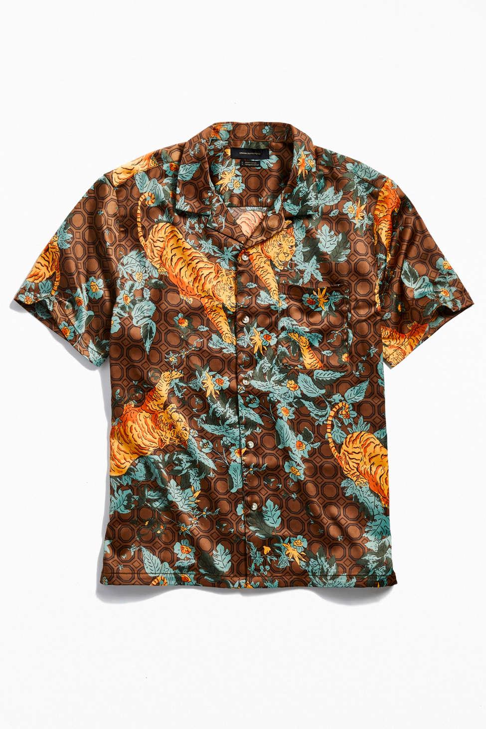 Urban Outfitters Uo Leafy Tiger Satin Short Sleeve Buttondown Shirt