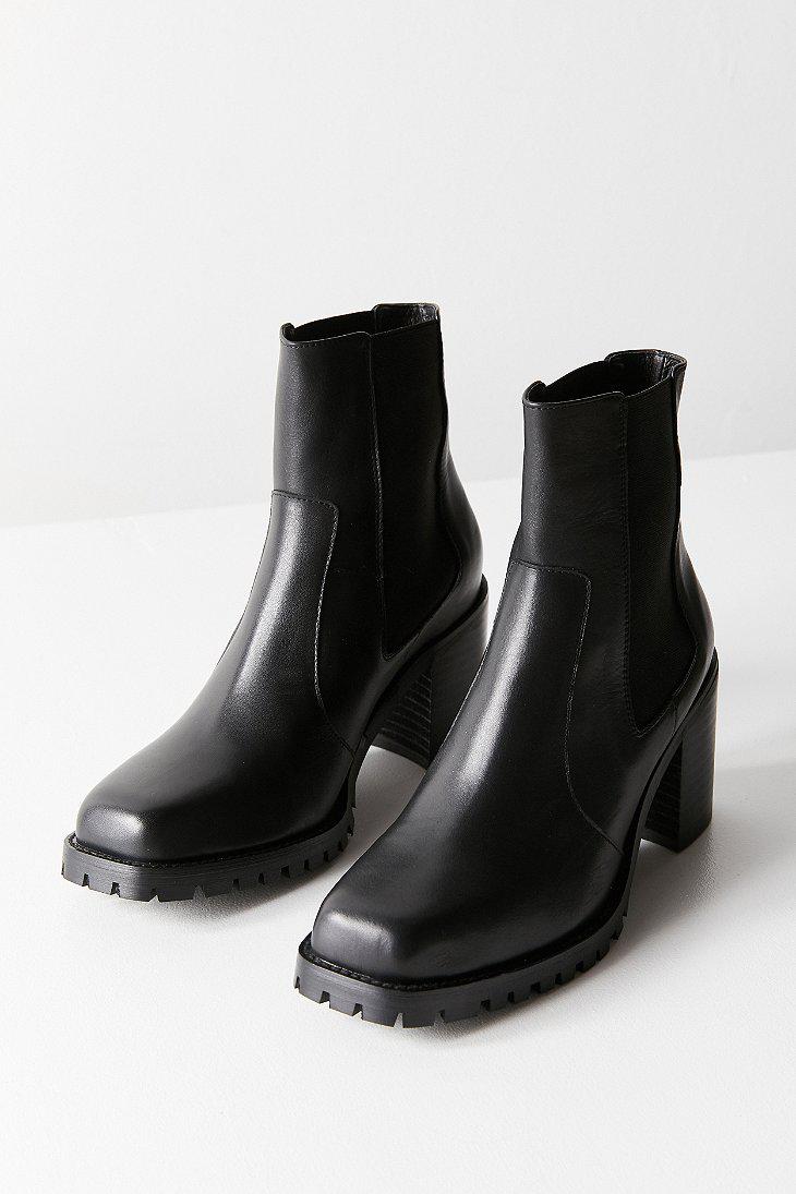 square toe chelsea boots womens