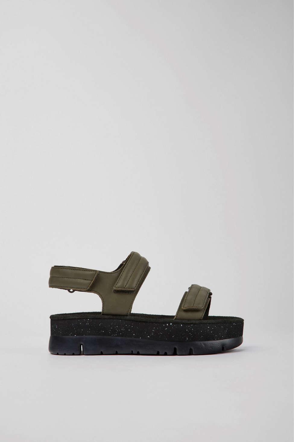camper oruga up platform sandal