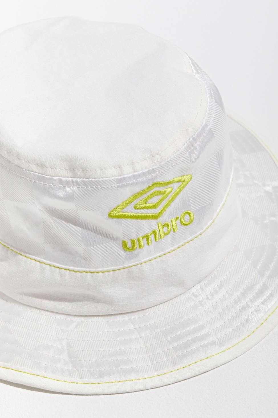 umbro bucket hat