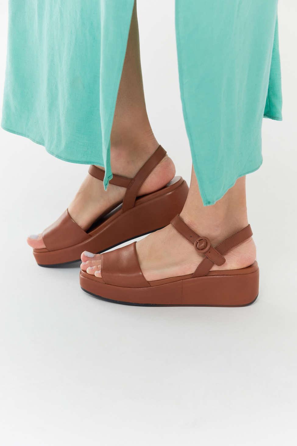 misia camper sandal