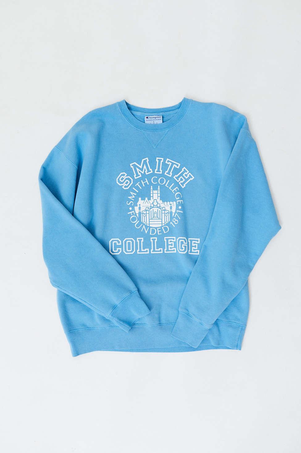 Champion Uo Exclusive Smith College Sweatshirt in Blue | Lyst