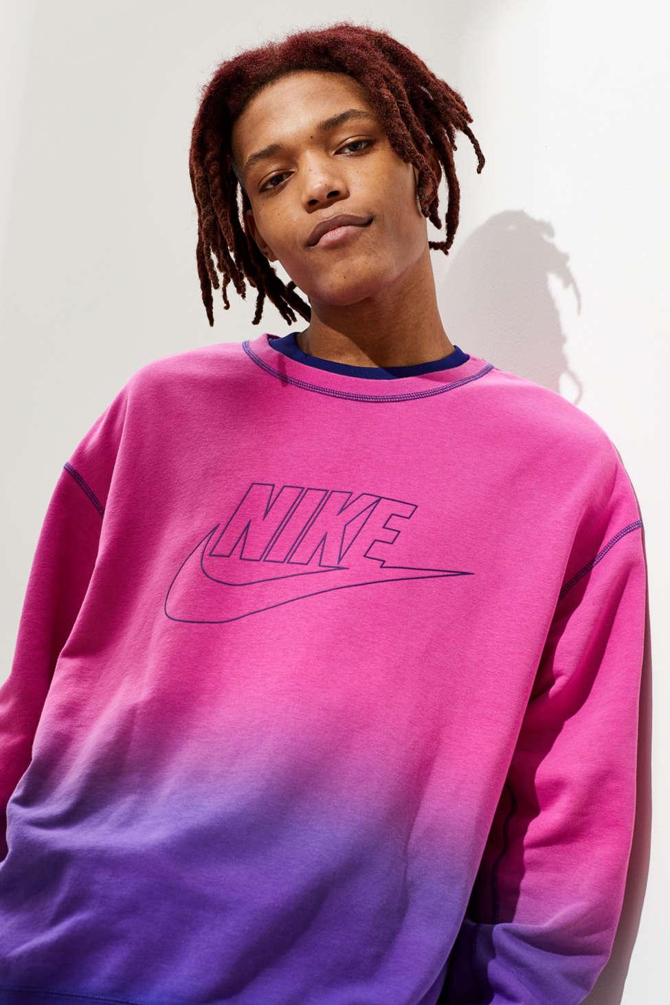 Urban Outfitters x Nike Nike Gradient Fleece Crew Neck Sweatshirt in Pink  for Men - Lyst
