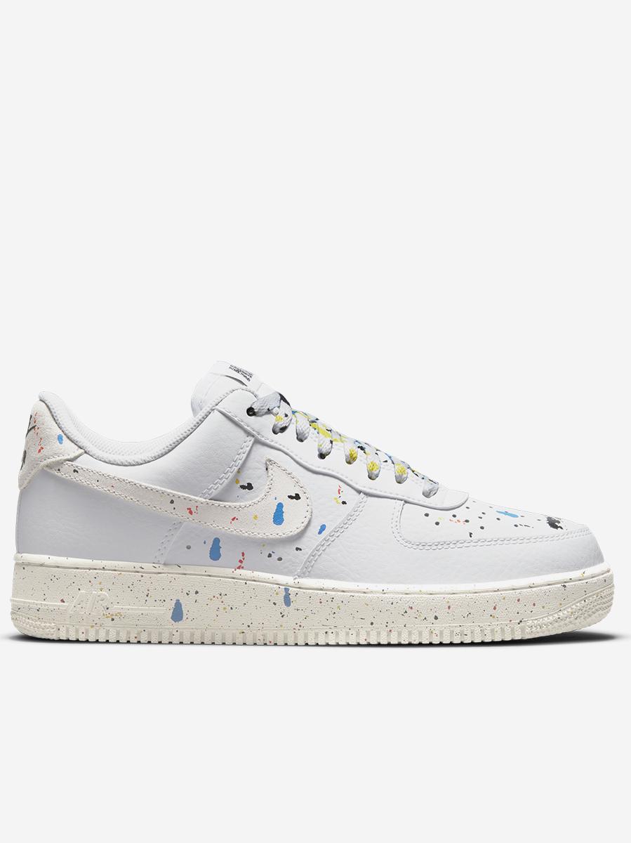 Nike Air Force 1 07 Lv8 Paint Splatter Sneakers in White for Men | Lyst