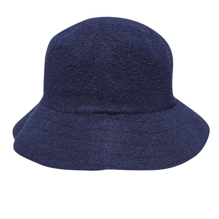 boucle bucket hat