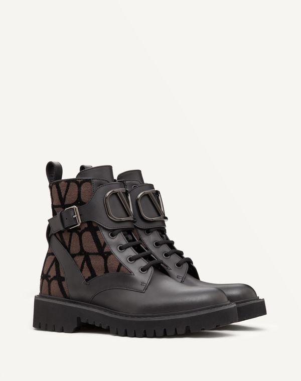 ☆Valentino☆セール☆タンゴ カーフスキンレザーアンクルブーツ Vロゴ ロッカー カーフスキン アンクルブーツ ヴァレンティノ