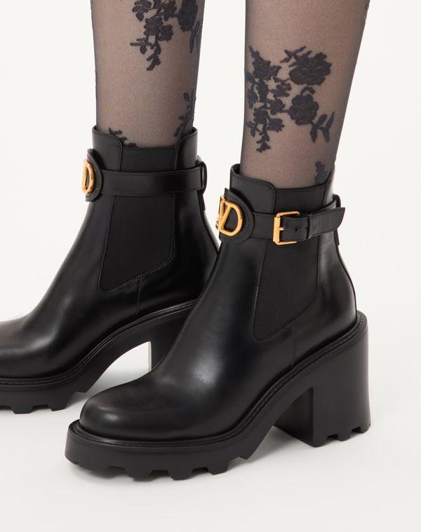 ☆Valentino☆セール☆タンゴ カーフスキンレザーアンクルブーツ Vロゴ ロッカー カーフスキン アンクルブーツ ヴァレンティノ