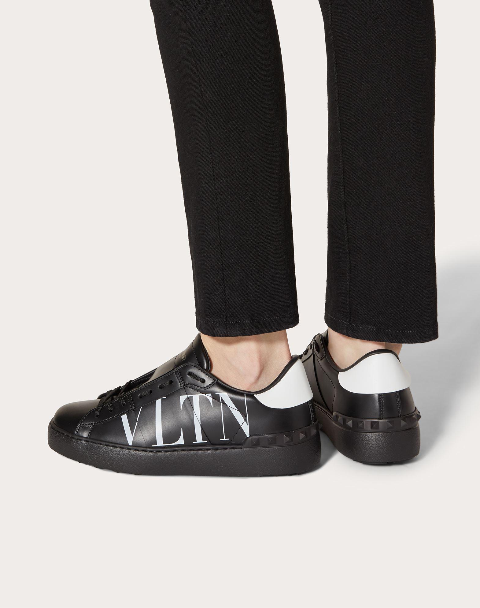 Valentino Garavani Denim Valentino Garavani Garavani - Vltn Low-top Sneakers  in Black/White (Black) | Lyst Australia