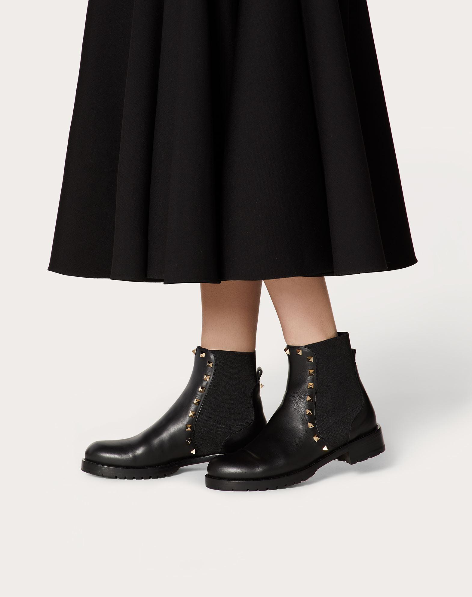 Valentino Garavani Leather Rockstud Chelsea Boots in Black - Save 54% - Lyst