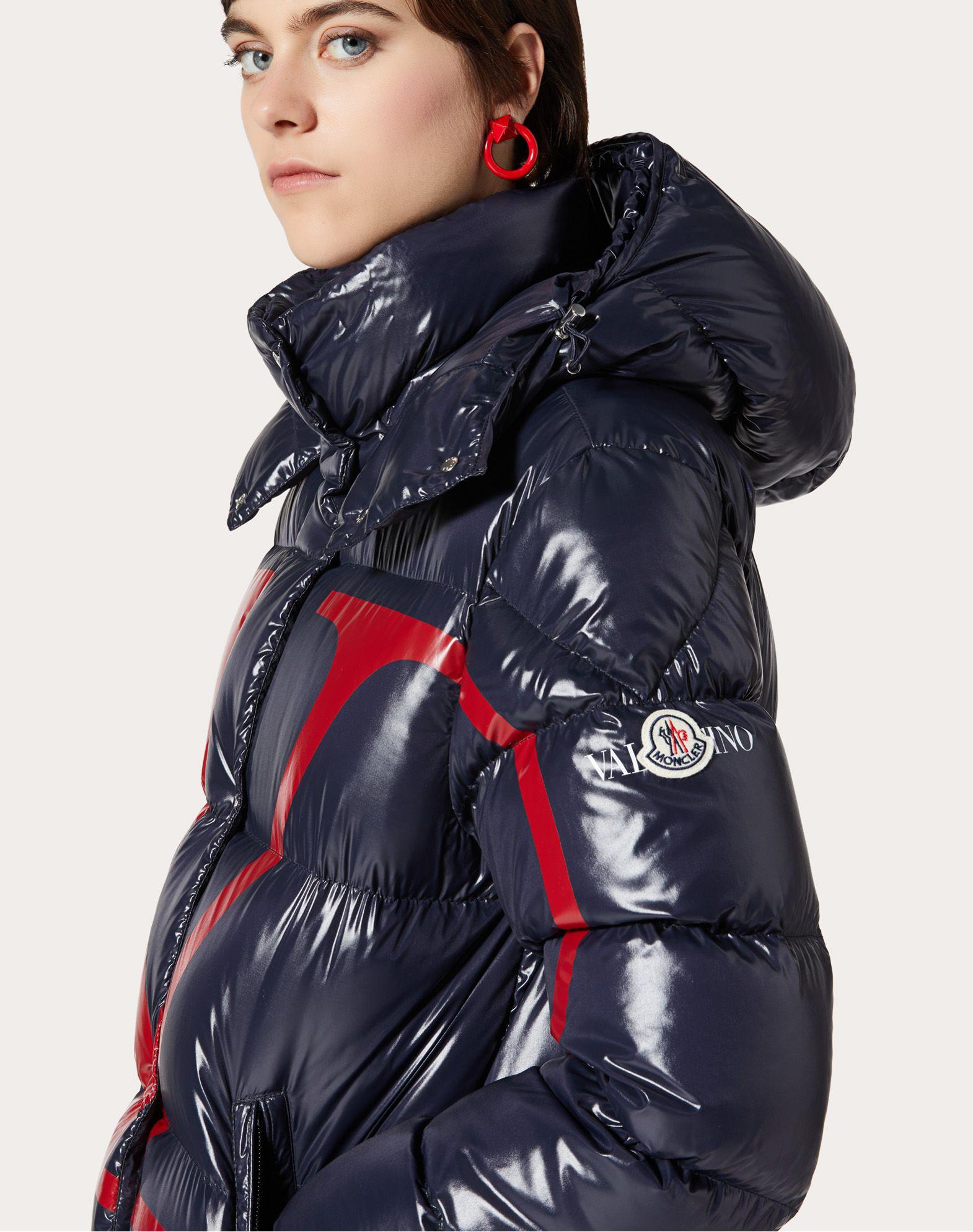Valentino Synthetic Moncler Vlogo Lacquered Nylon Padded Jacket in Navy/  Red (Blue) - Lyst