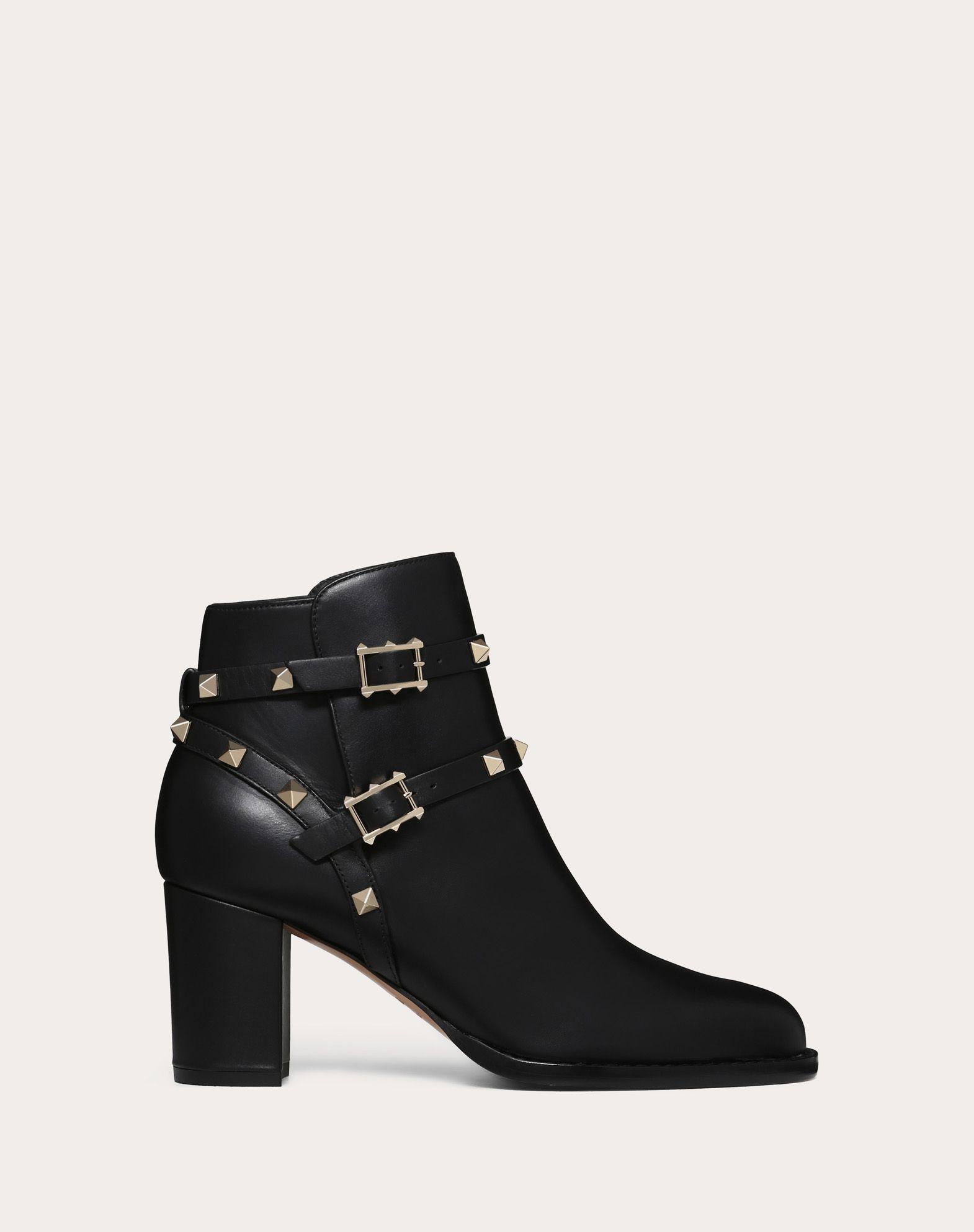 flat track sole ankle boots