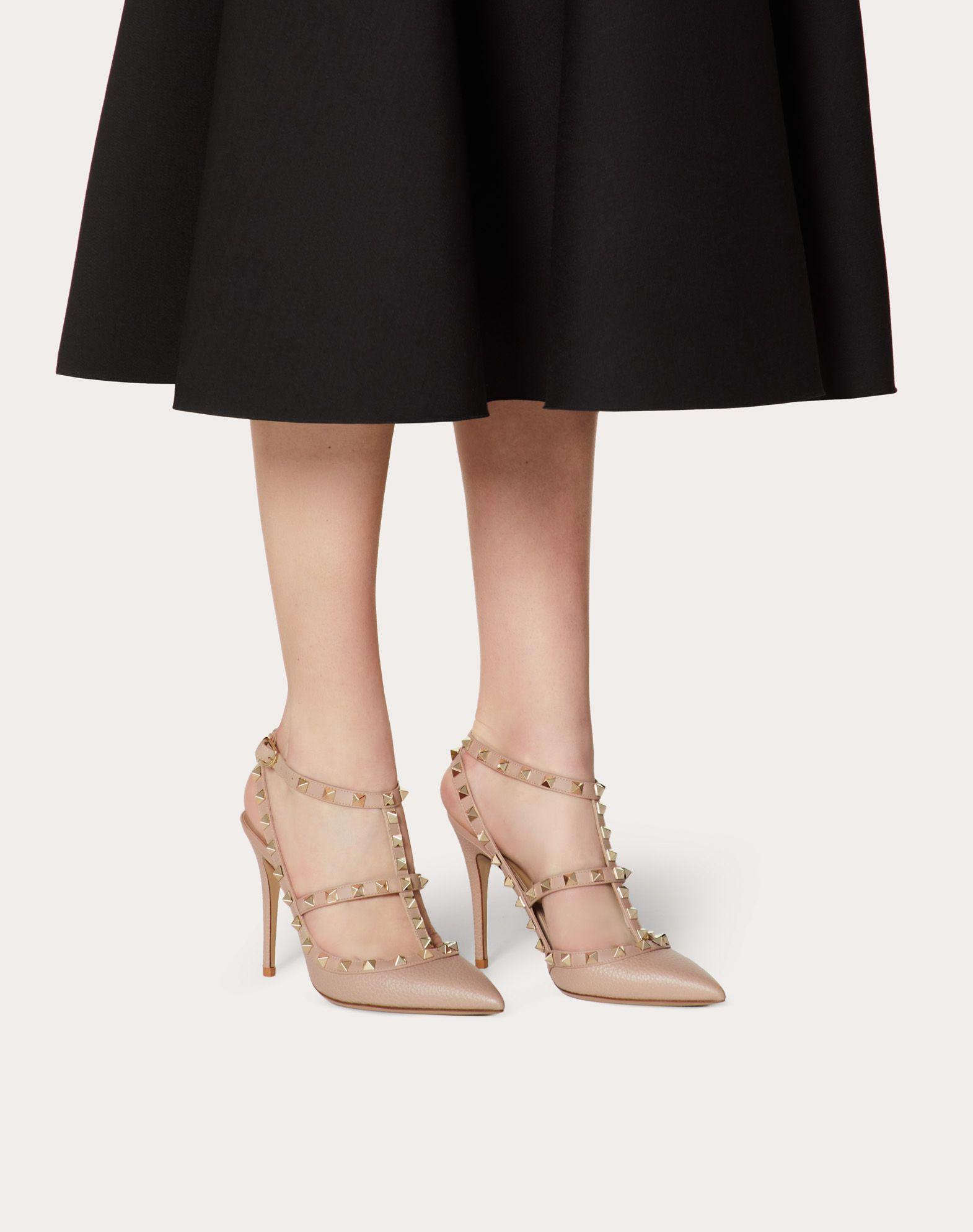 rockstud pointy toe pump valentino garavani