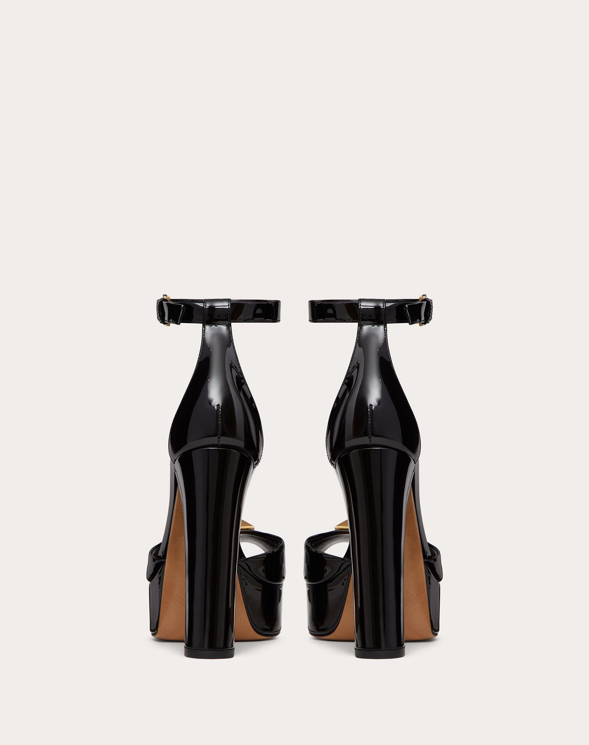 Valentino Garavani Open Toe Pump With One Stud Platform In