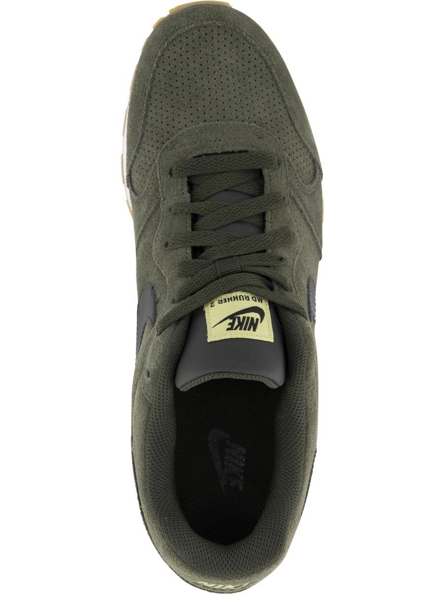 groene nike sneakers