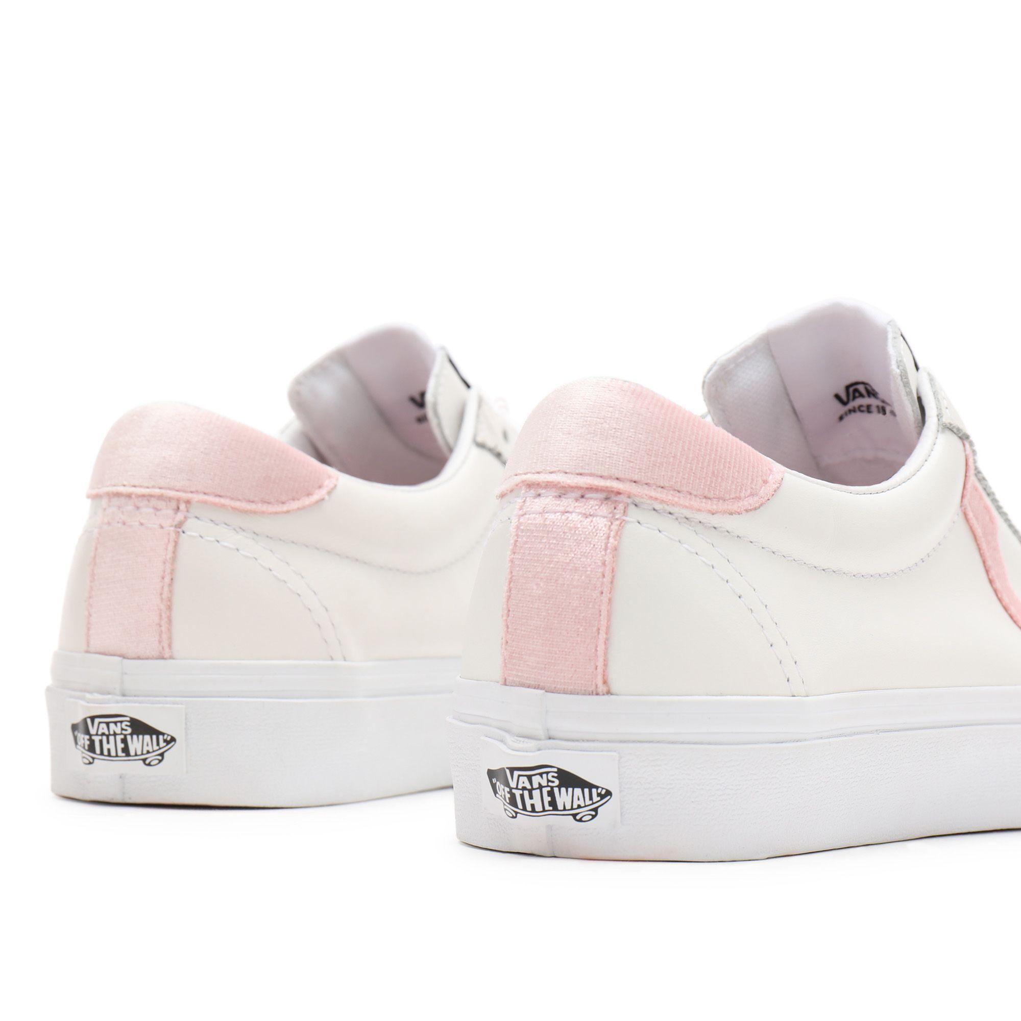 Vans Velvet Sidestripe Sport Shoes in 