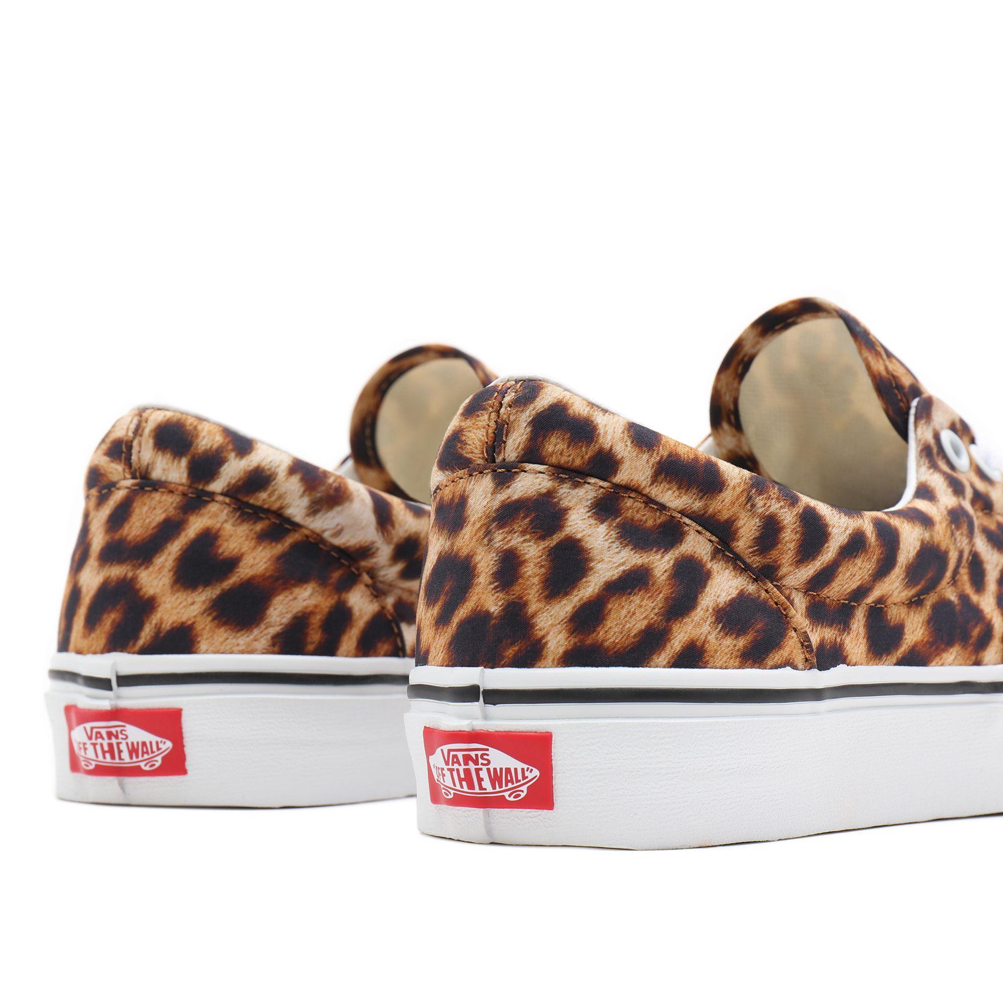 era leopard vans