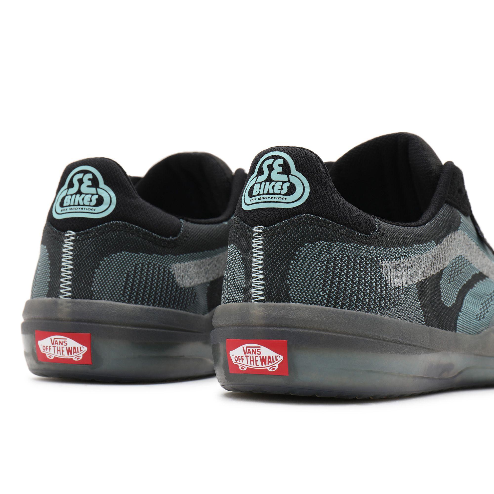 vans se racing shoes