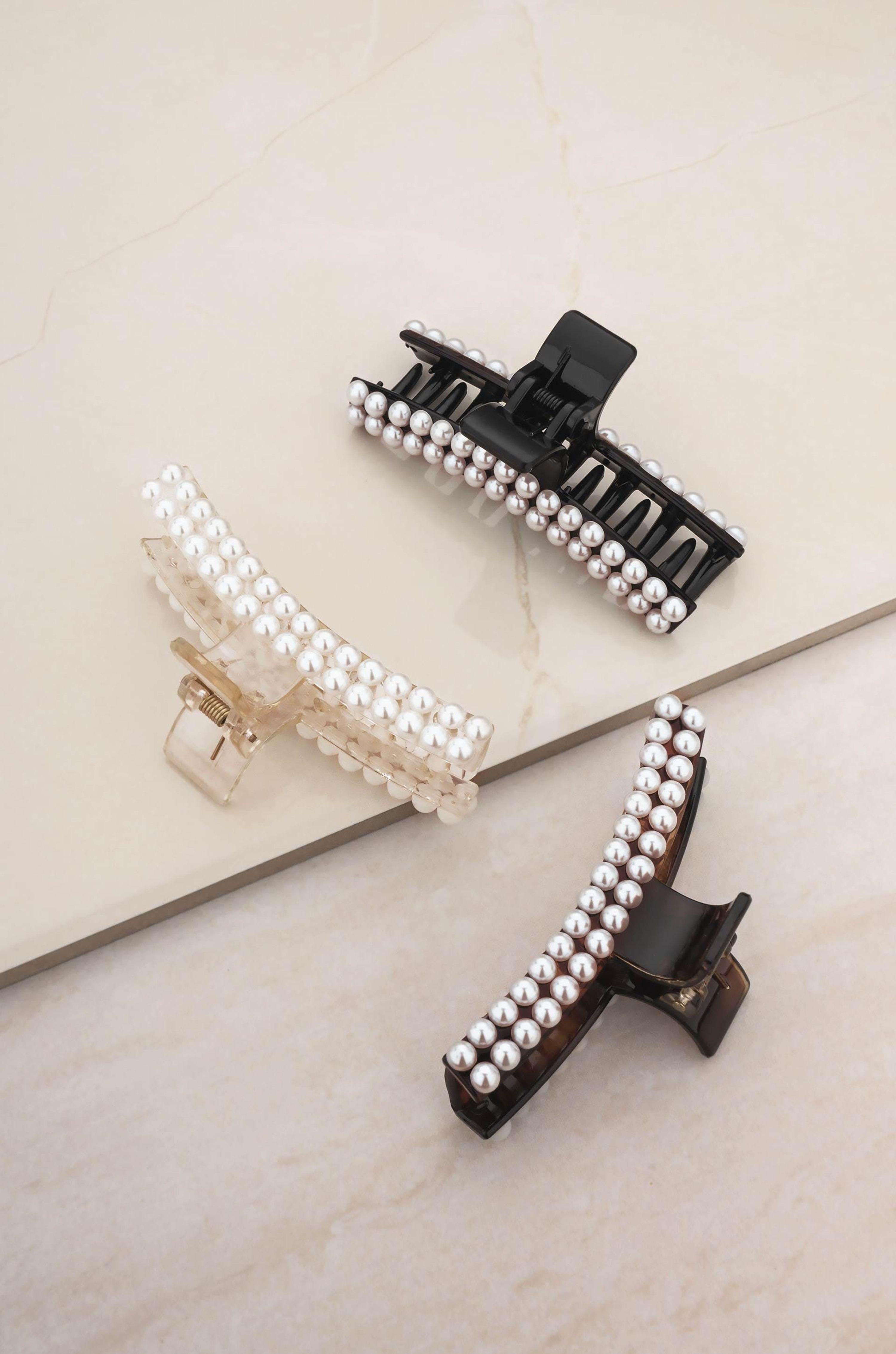 Ettika Pearl Detailed Hair Claw Set in Natural Lyst