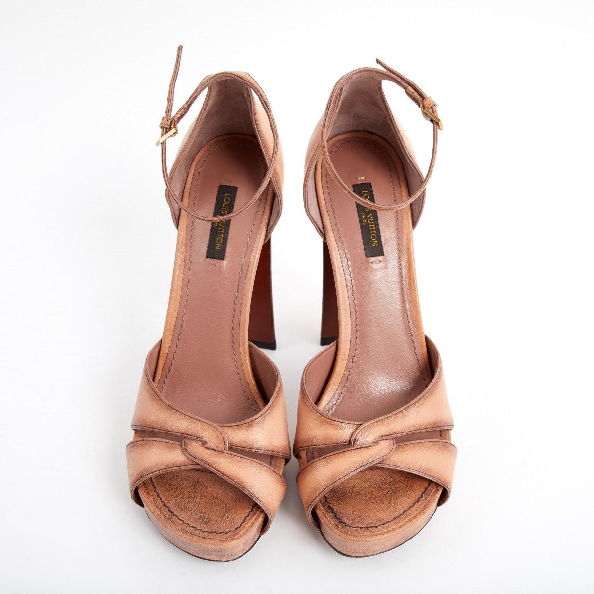 Louis Vuitton Pink Leather Heels - Lyst
