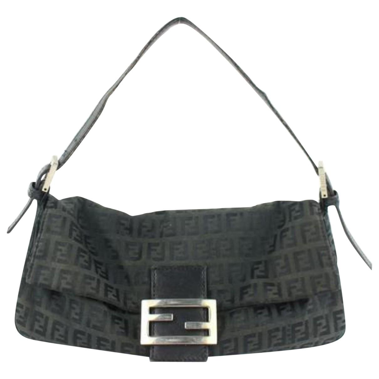 black fendi shoulder bag