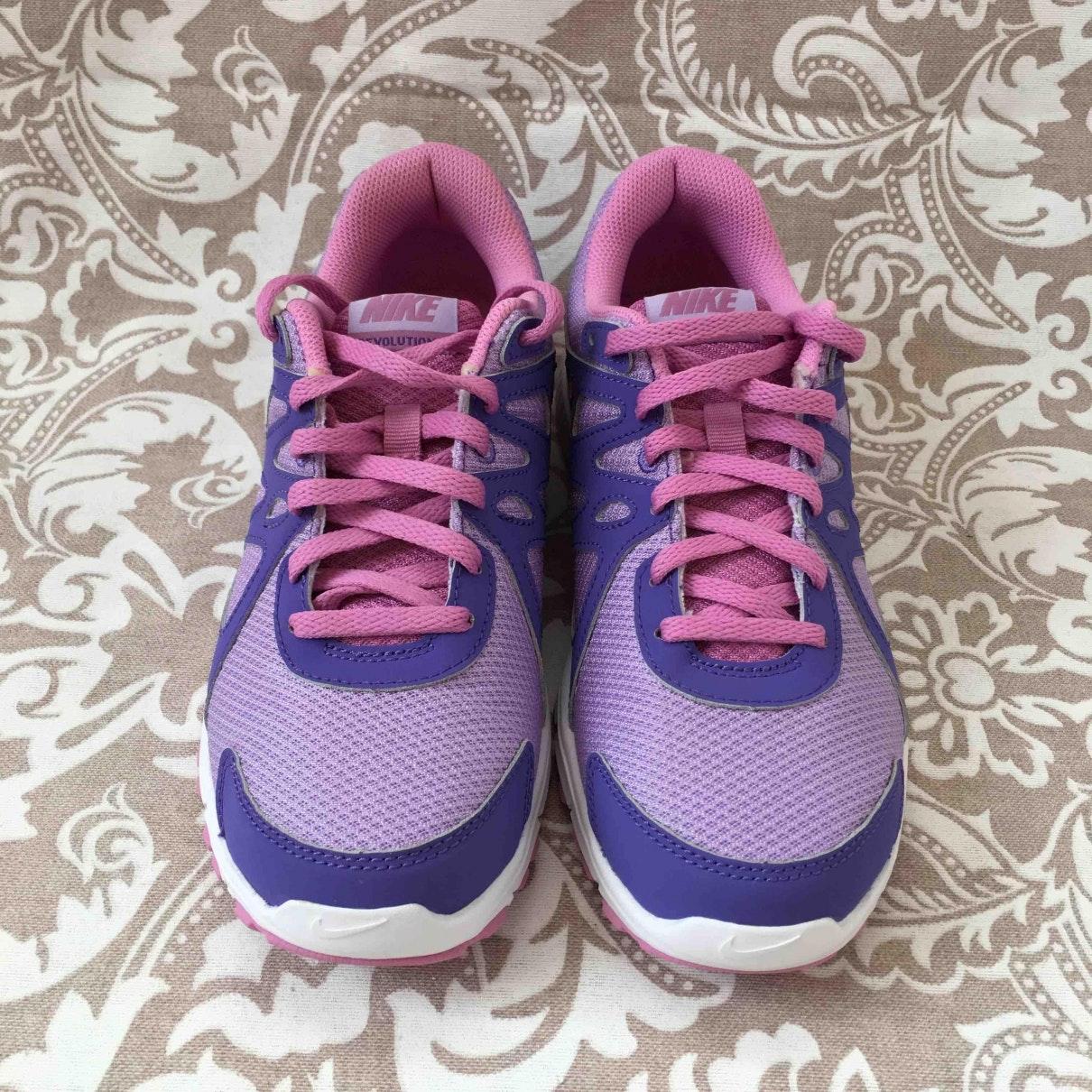 nike violet trainers