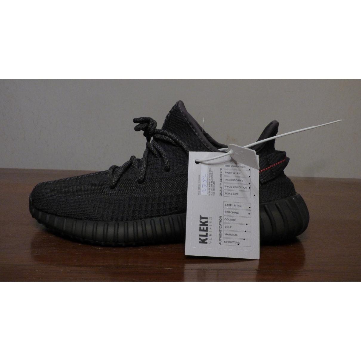 YEEZY 350 V2 Blue Tint Semi Frozen Yellow Leaks