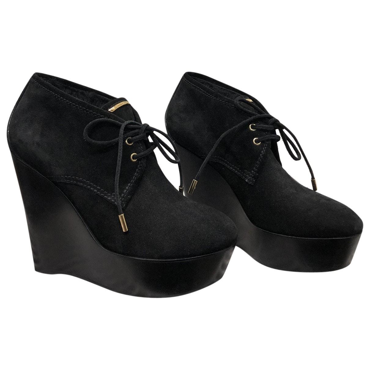 Louis Vuitton n Black Fur Ankle Boots - Lyst