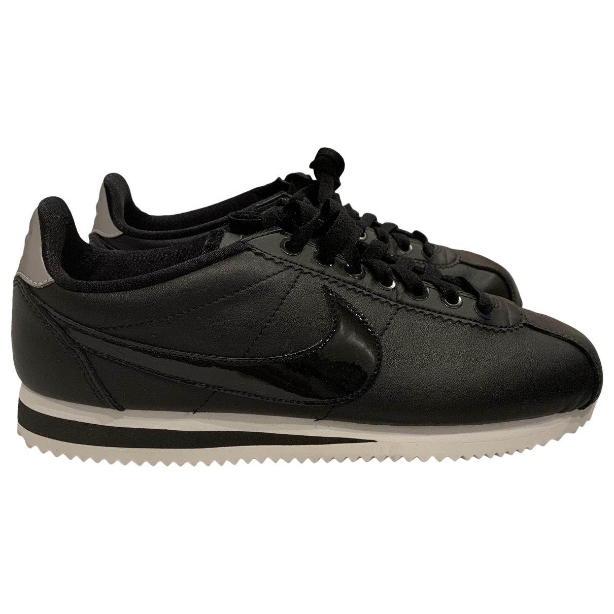 nike black trainers leather