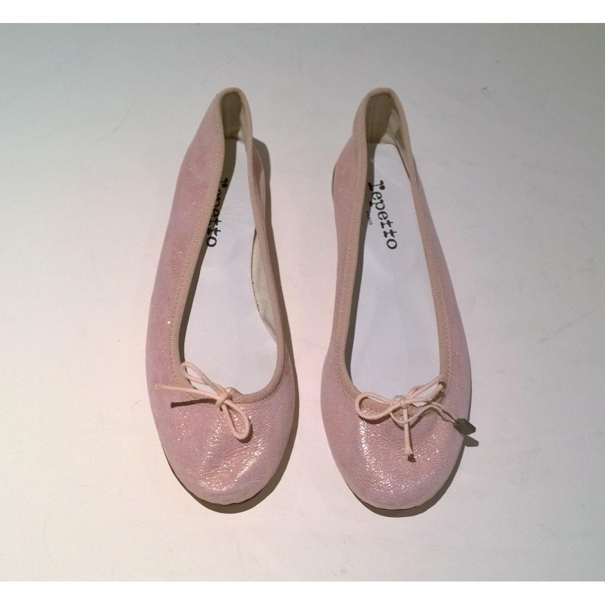 Repetto Suede Ballet Flats in Pink - Lyst