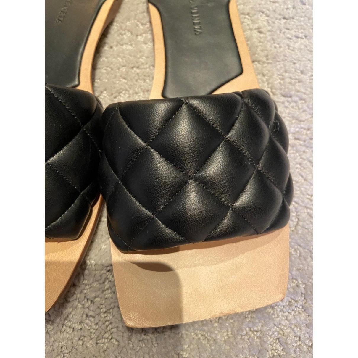 bottega veneta padded sandals