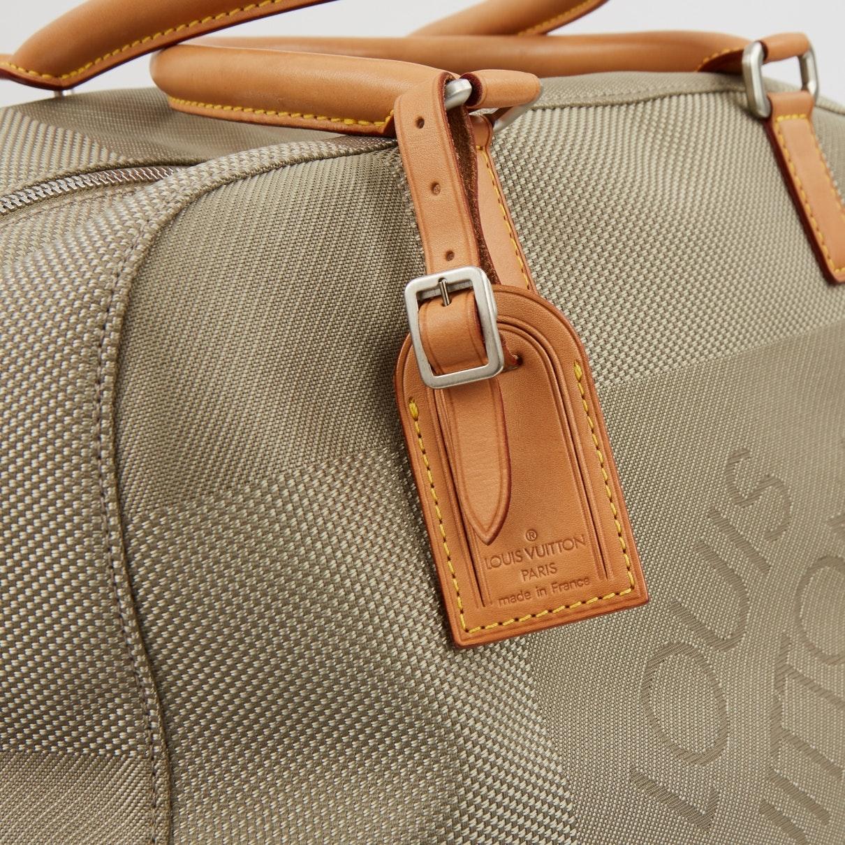 Does Von Maur Carry Louis Vuitton Walden Wong