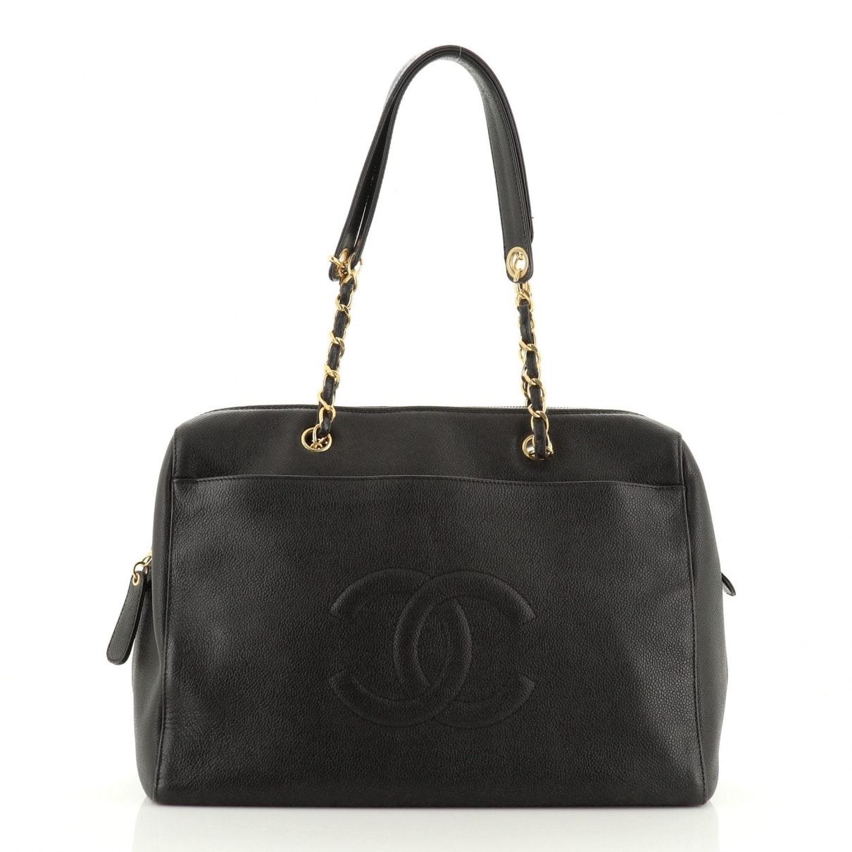 Chanel Leather Handbag in Black Lyst